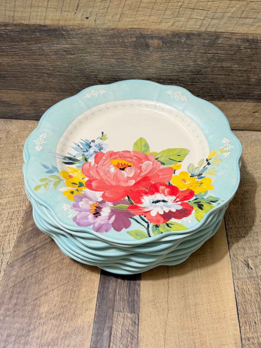 The Pioneer Woman Floral Scalloped Stoneware Dinner Plates Set Of 8